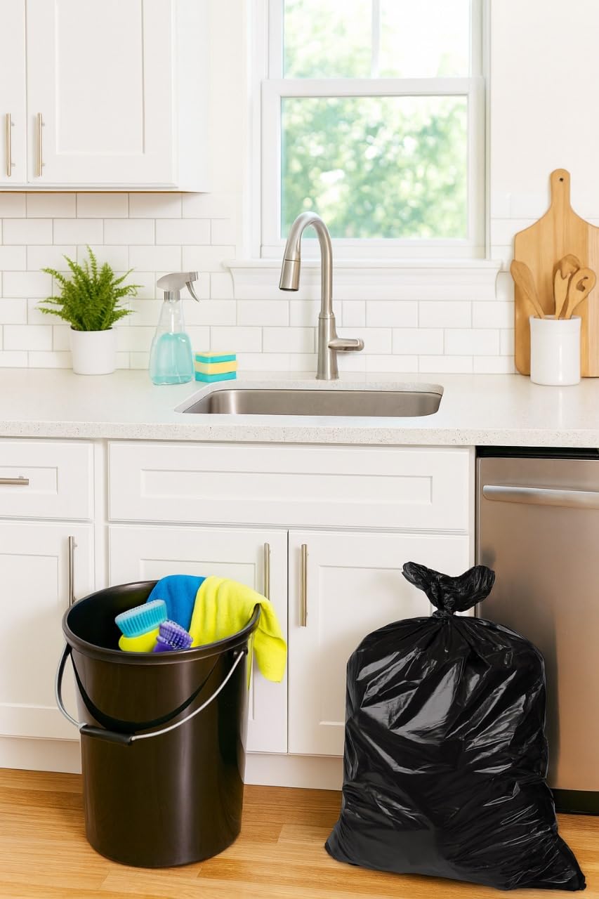 95–96 Gallon 30 Count 2.5 Mil Black Trash Bags O822997