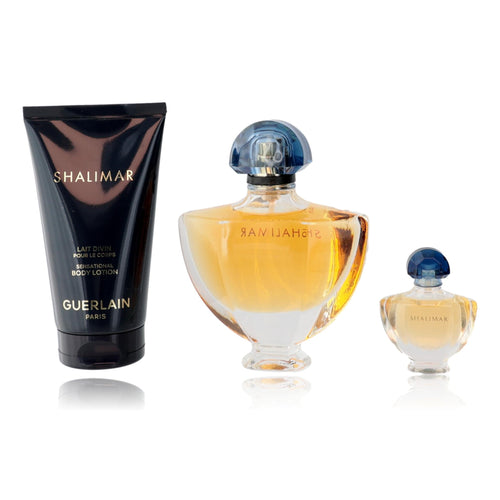 3 Piece Eau De Parfum Spray Body Lotion Gift Set S777247