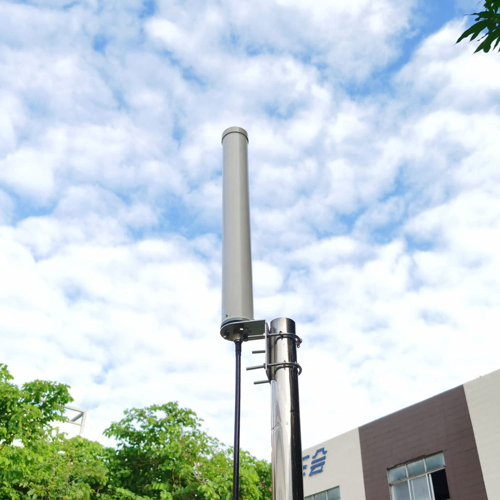 5G 4G LTE Omni-Directional Antenna 698-3800MHz 12dBi M4155