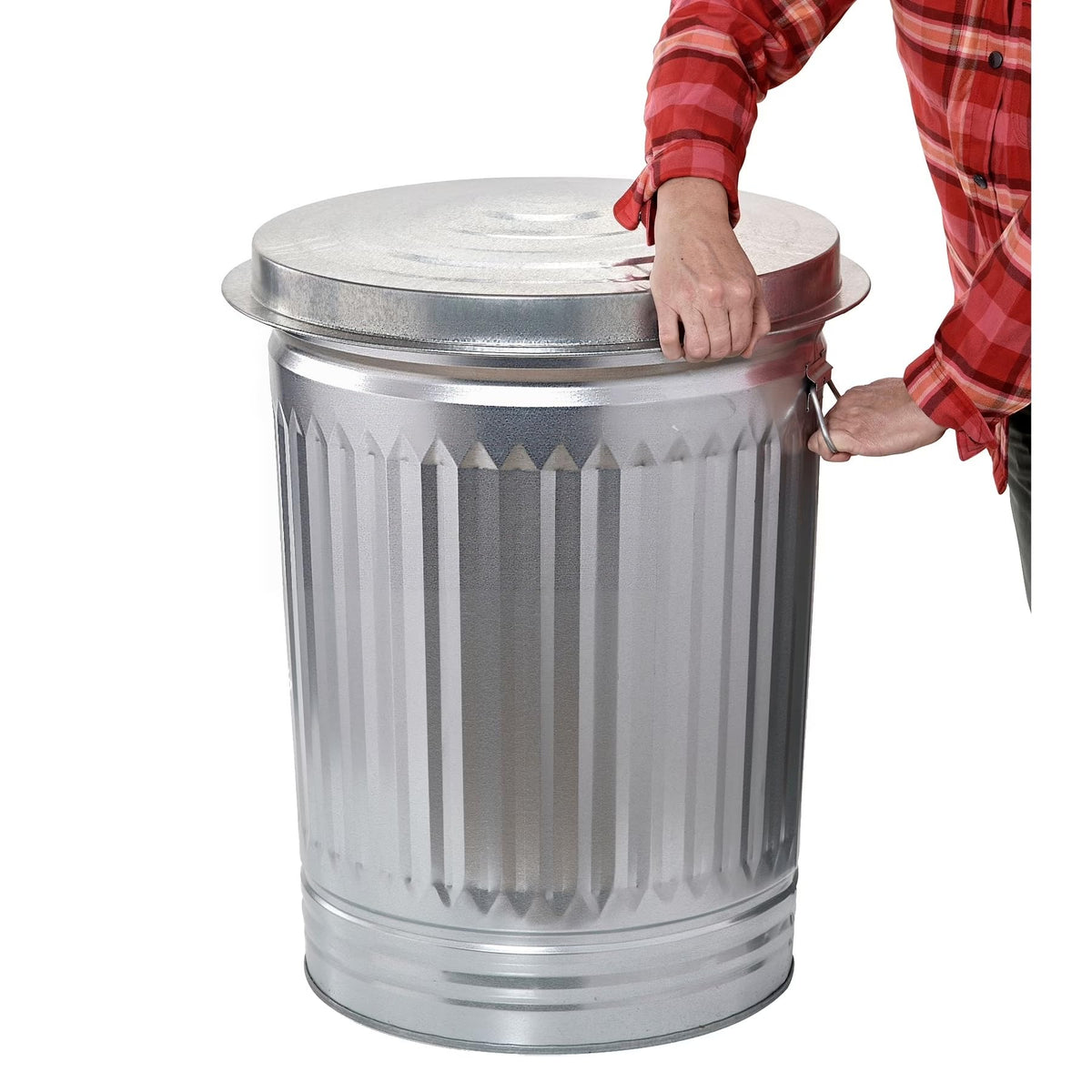 31 Gallon Galvanized Steel Storage Can with Lid D499