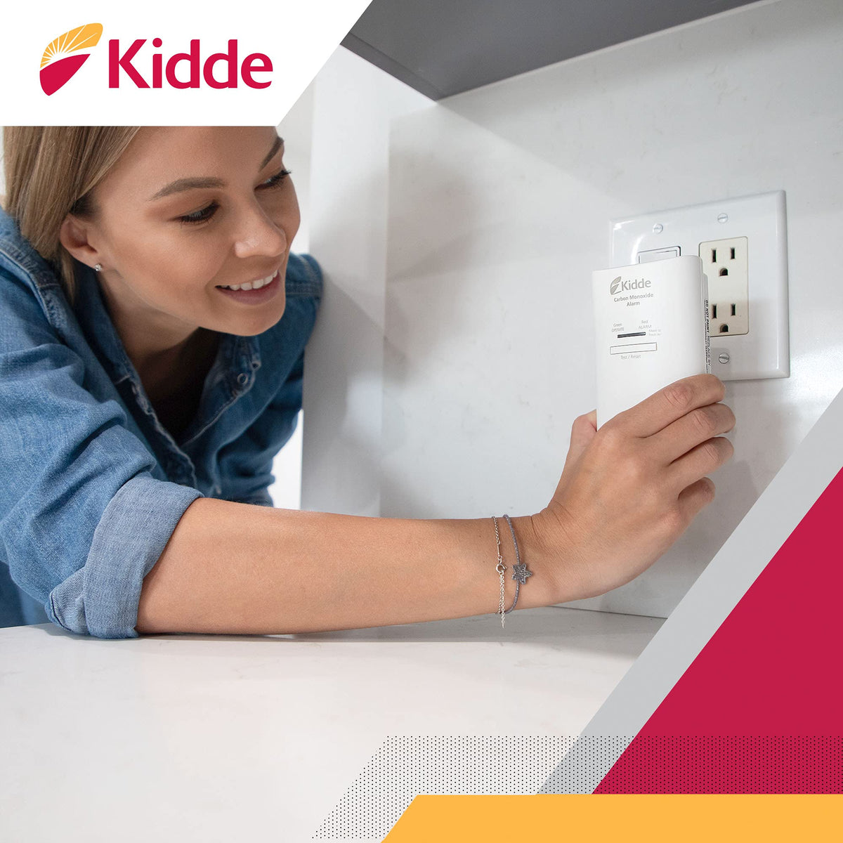 Carbon Monoxide Detector with AA Battery Backup N599918